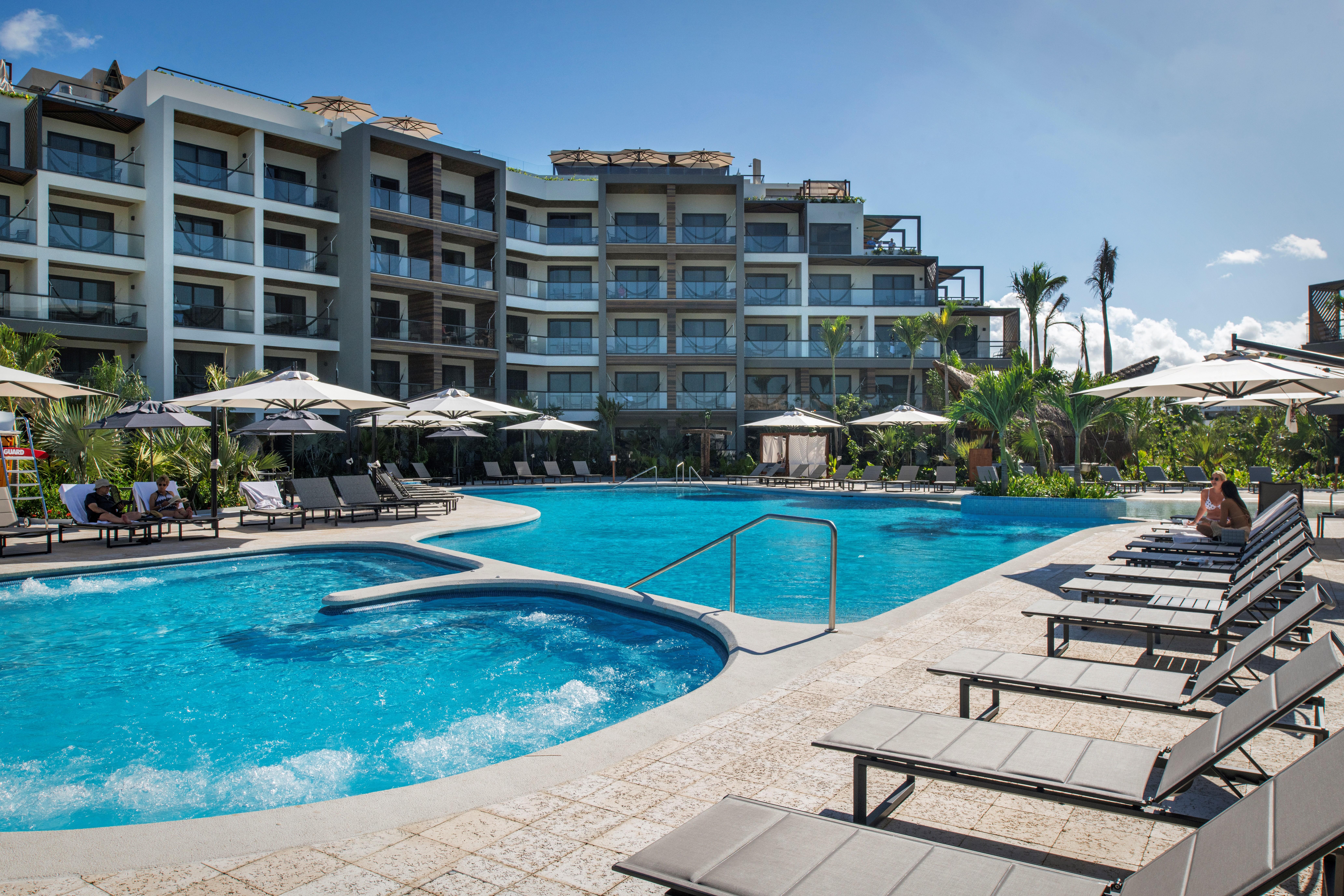 A Private Junior At The All-inclusive, Ventus At Marina El Cid & (adults Only) 4*
